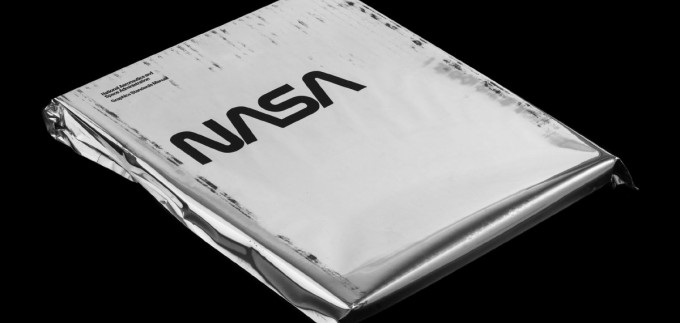 NASA  Graphics Standards Manual interior 1